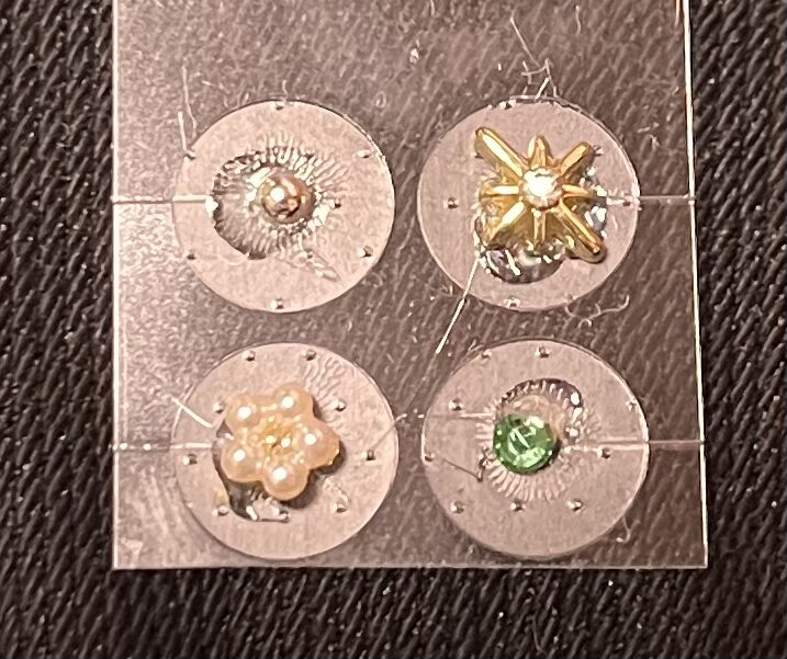 耳つぼジュエリーを体験3